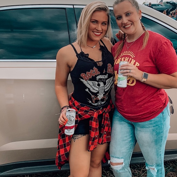 Meet your Posher, Alaynee - Picture 2 of 8